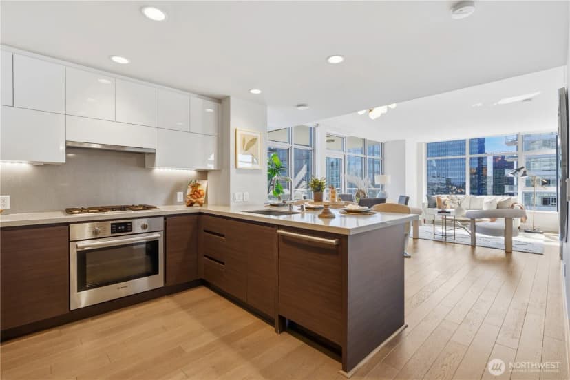 Property photo for 583 Battery Street #3602n, Seattle photo 12