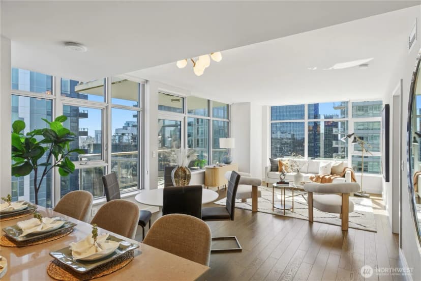 Property photo for 583 Battery Street #3602n, Seattle