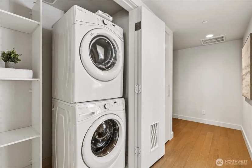 Property photo for 583 Battery Street #3602n, Seattle photo 22