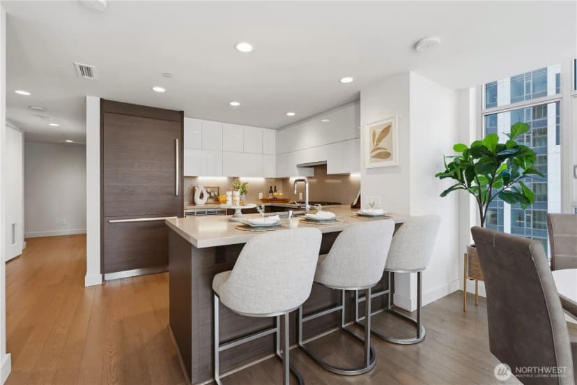 Property photo for 583 Battery Street #3602n, Seattle photo 9