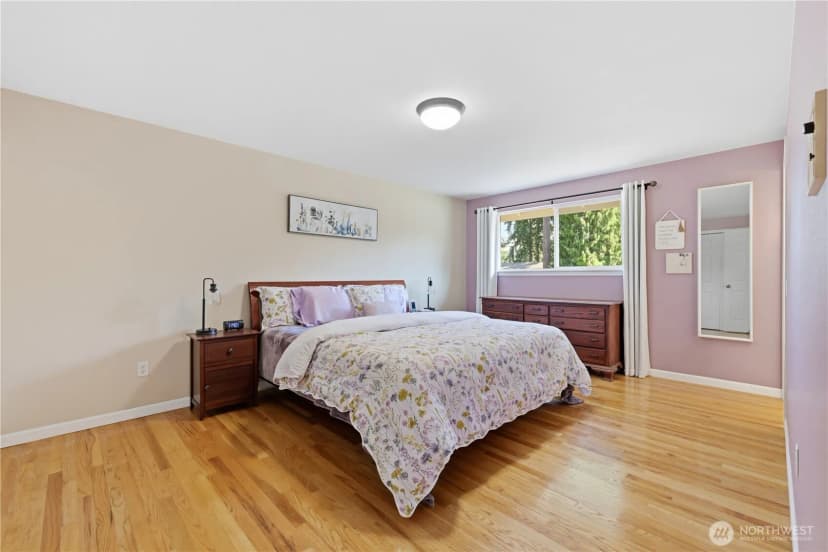 Property photo for 4941 125 Avenue Se, Bellevue photo 11