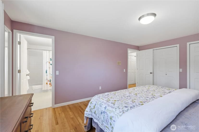 Property photo for 4941 125 Avenue Se, Bellevue photo 12