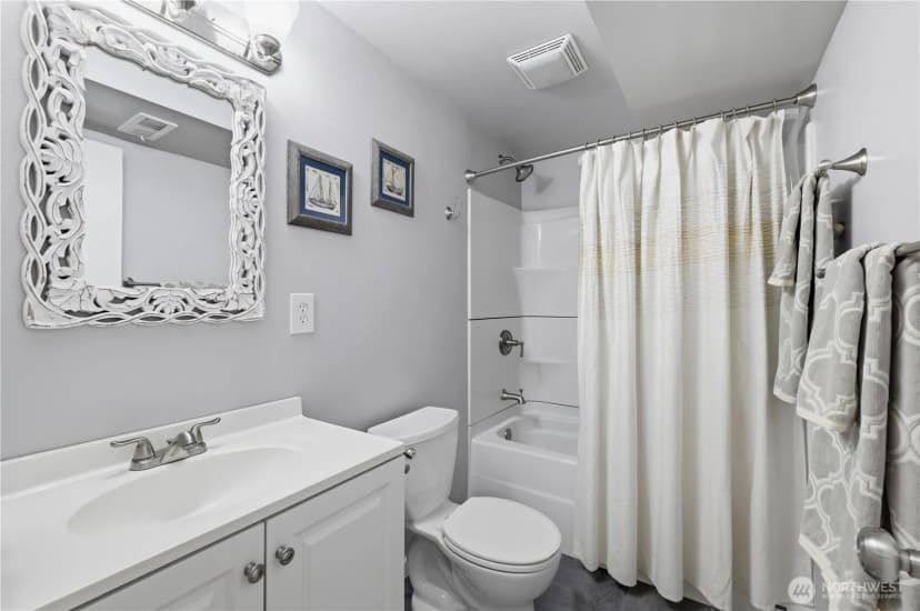 Property photo for 4941 125 Avenue Se, Bellevue photo 22