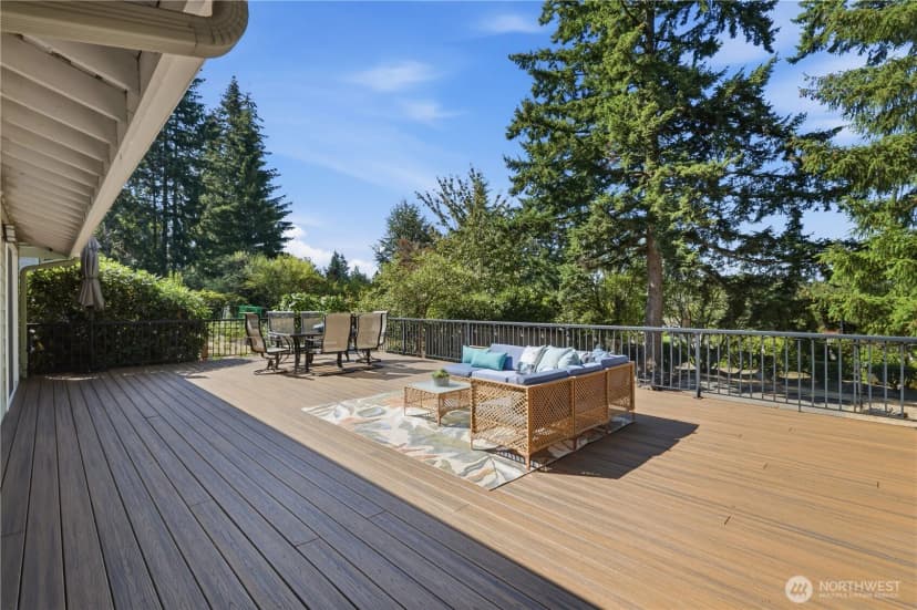 Property photo for 4941 125 Avenue Se, Bellevue photo 25