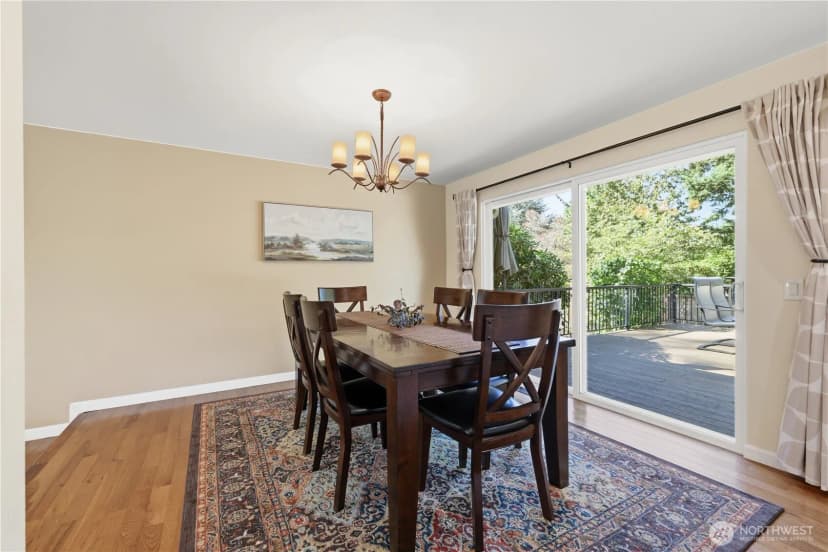 Property photo for 4941 125 Avenue Se, Bellevue photo 6