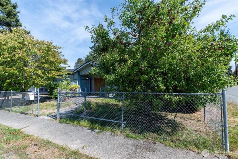 Property photo for 11516 85th Avenue S, Seattle photo 36