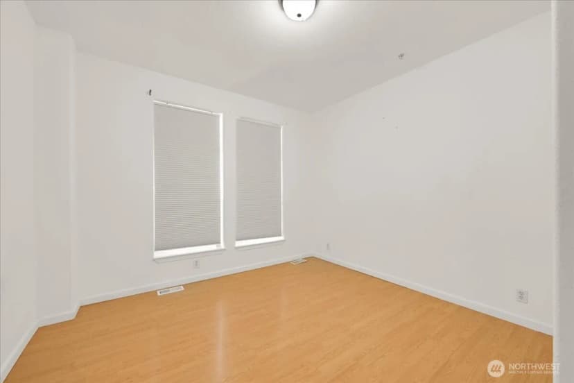 Property photo for 11516 85th Avenue S, Seattle photo 13
