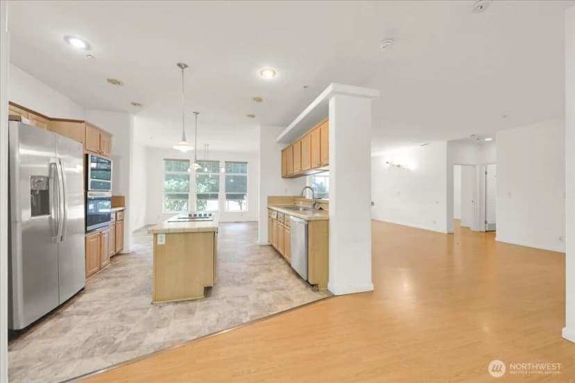 Property photo for 11516 85th Avenue S, Seattle photo 12