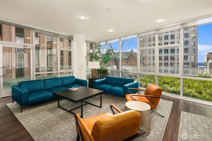 Property photo for 909 5th Avenue #402, Seattle photo 15
