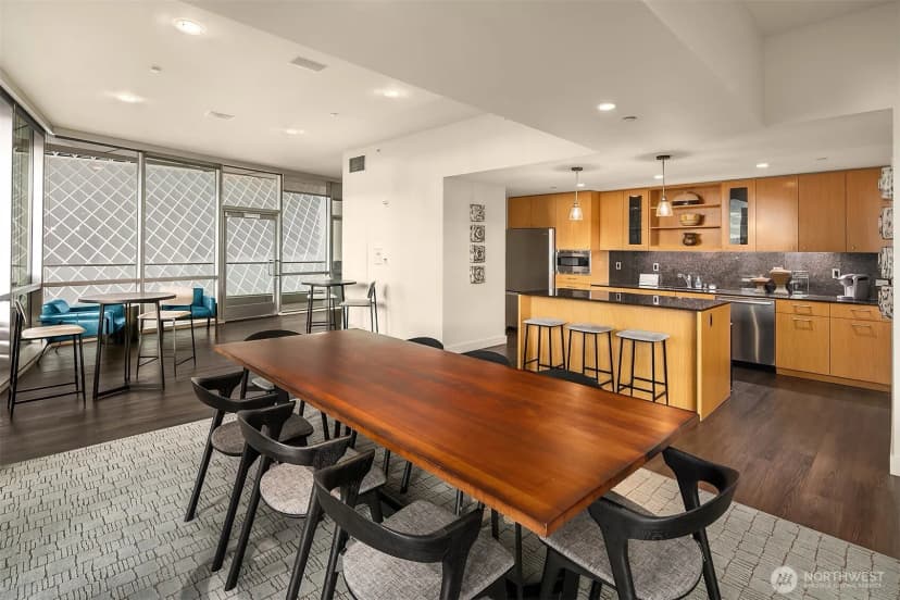 Property photo for 909 5th Avenue #402, Seattle photo 16