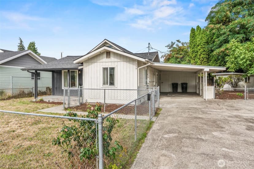 Property photo for 159 16th Avenue, Longview