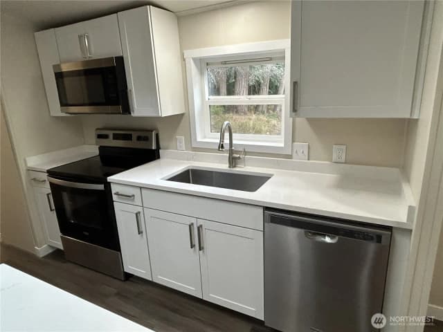 Property photo for 8331 Daphne Court Se, Yelm photo 5