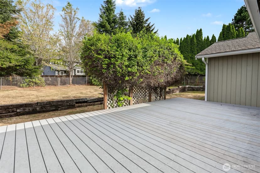 Property photo for 21527 26th Avenue W, Brier photo 13