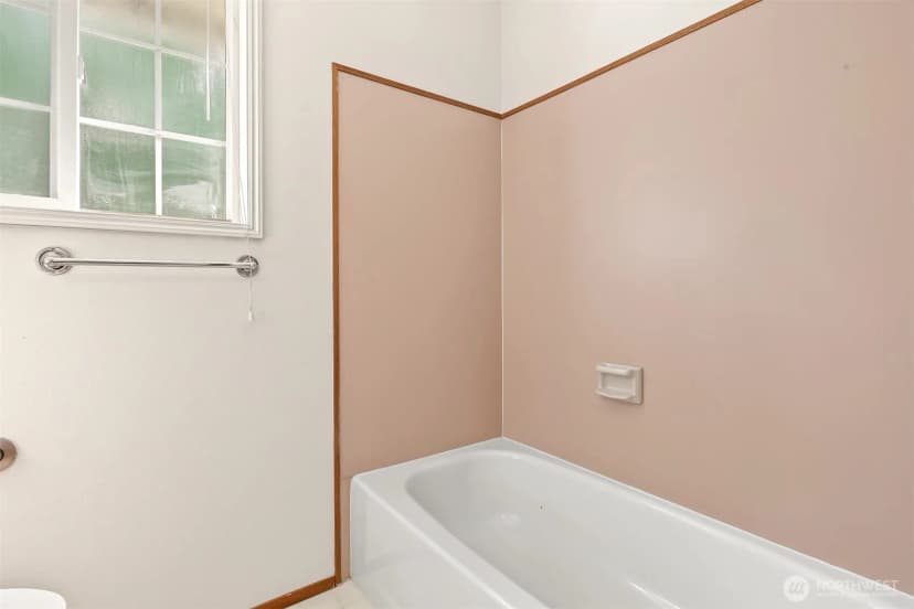 Property photo for 21527 26th Avenue W, Brier photo 27