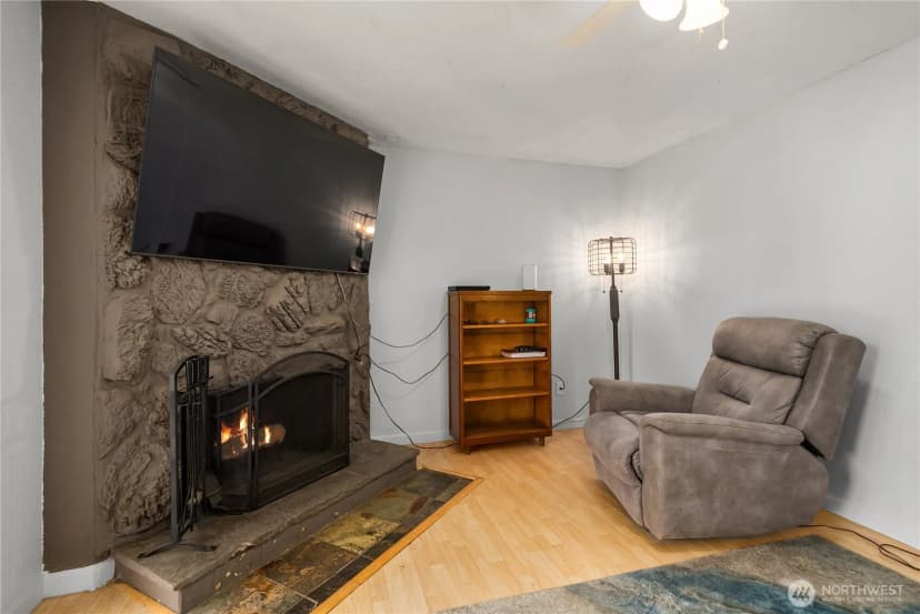 Property photo for 32304 4th Place S #r1, Federal Way photo 14