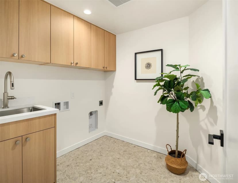 Property photo for 3405 E Pine Street, Seattle photo 32