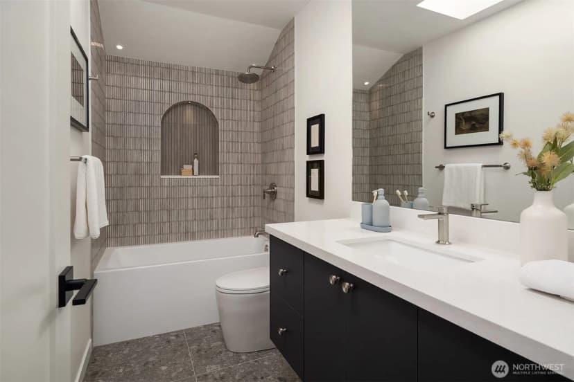 Property photo for 3405 E Pine Street, Seattle photo 23