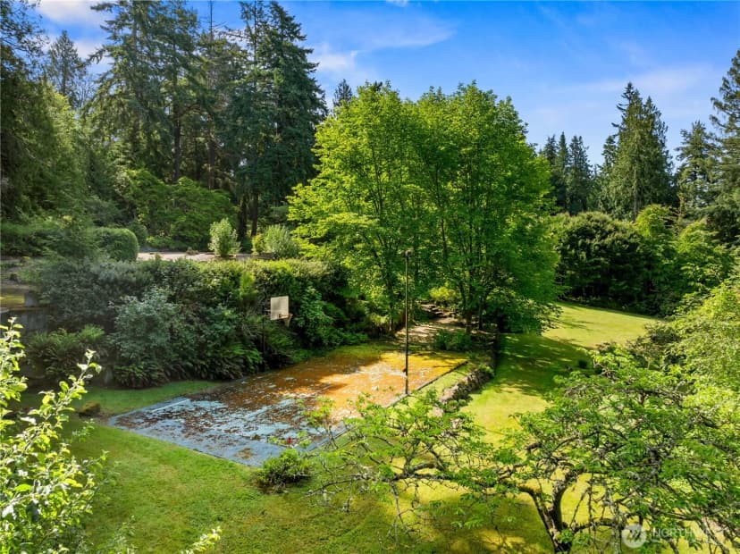 Property photo for 105 Nw Highland Drive, Shoreline photo 7