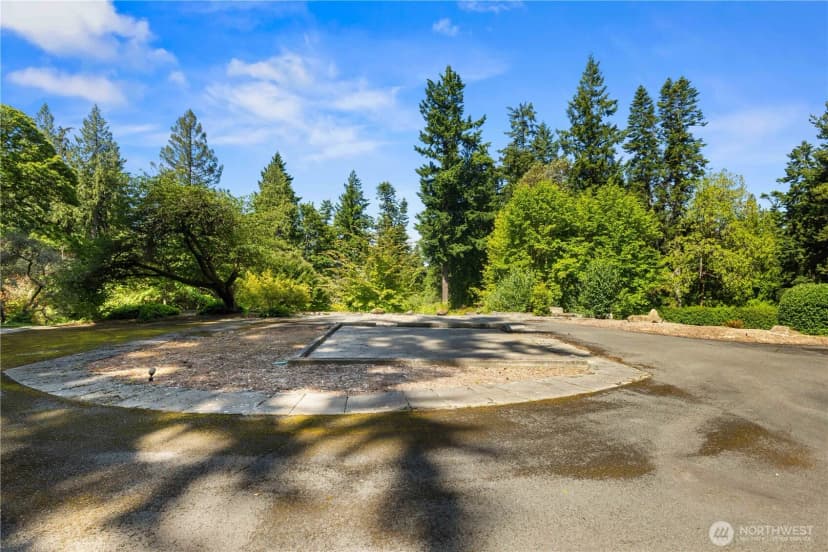 Property photo for 105 Nw Highland Drive, Shoreline photo 12