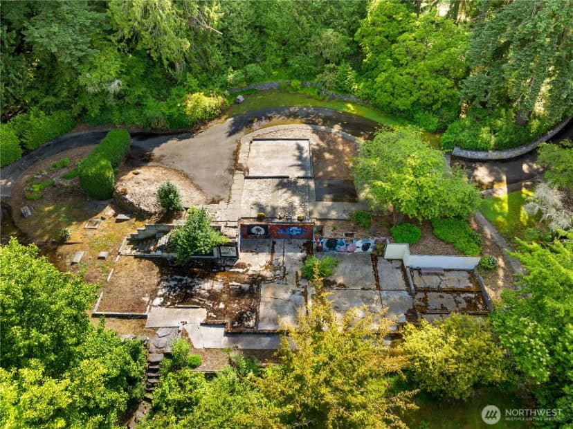 Property photo for 105 Nw Highland Drive, Shoreline photo 4