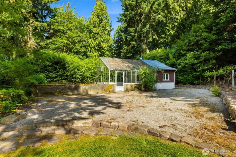 Property photo for 105 Nw Highland Drive, Shoreline photo 17