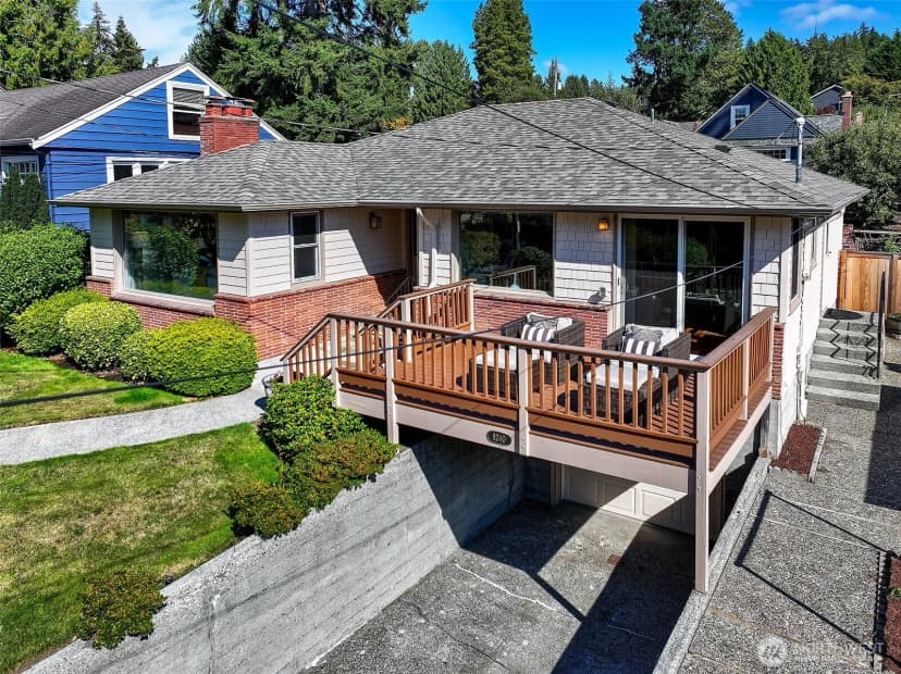 Property photo for 9240 Fauntleroy Way Sw, Seattle photo 34