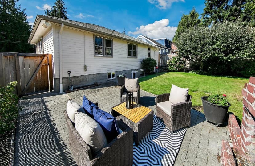 Property photo for 9240 Fauntleroy Way Sw, Seattle photo 24