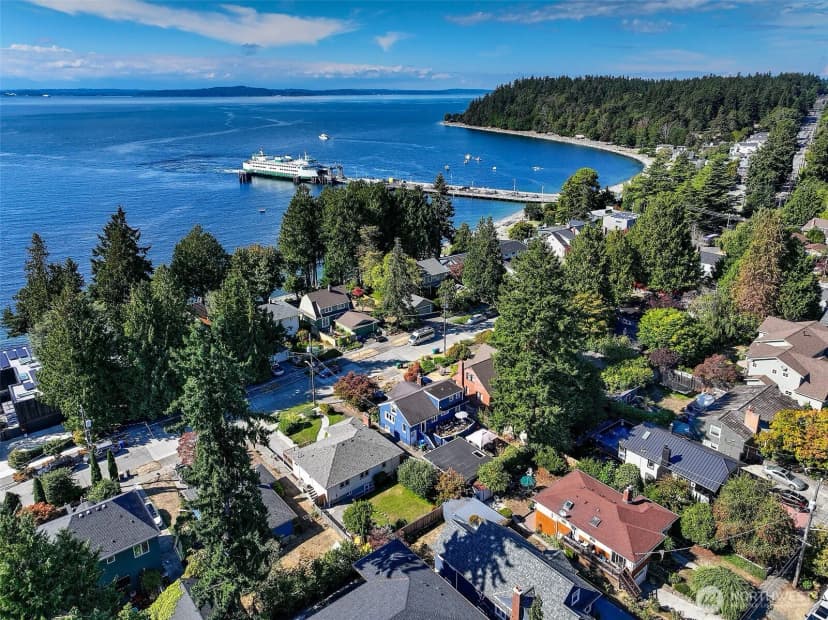 Property photo for 9240 Fauntleroy Way Sw, Seattle photo 29
