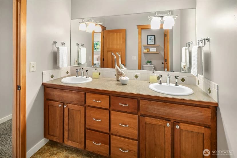 Property photo for 14738 Bear Creek Road Ne, Woodinville photo 26