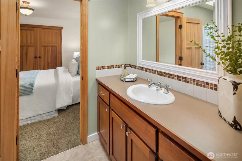 Property photo for 14738 Bear Creek Road Ne, Woodinville photo 30
