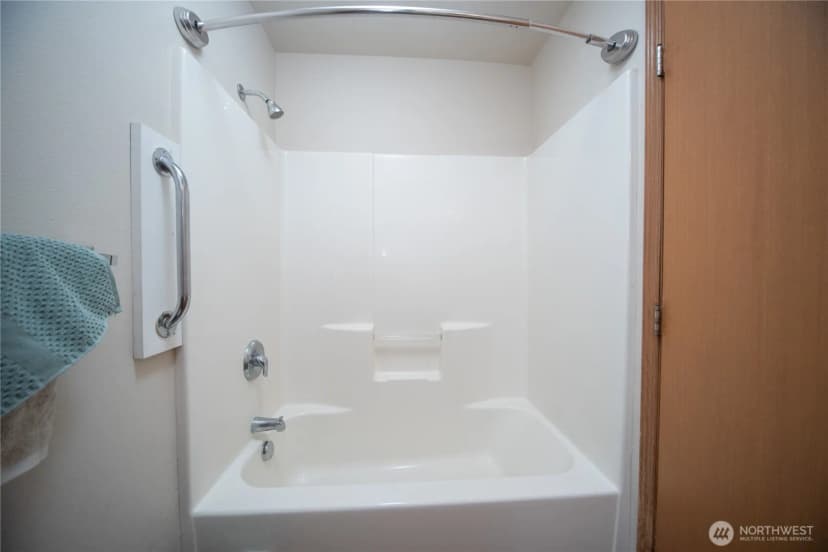 Property photo for 608 E Remington Drive, Ellensburg photo 16