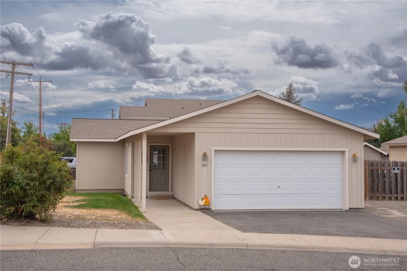 Property photo for 608 E Remington Drive, Ellensburg
