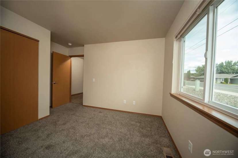 Property photo for 608 E Remington Drive, Ellensburg photo 18