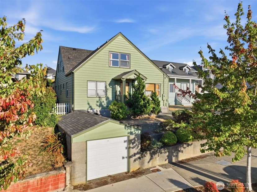 Property photo for 912 Pacific Avenue, Bremerton