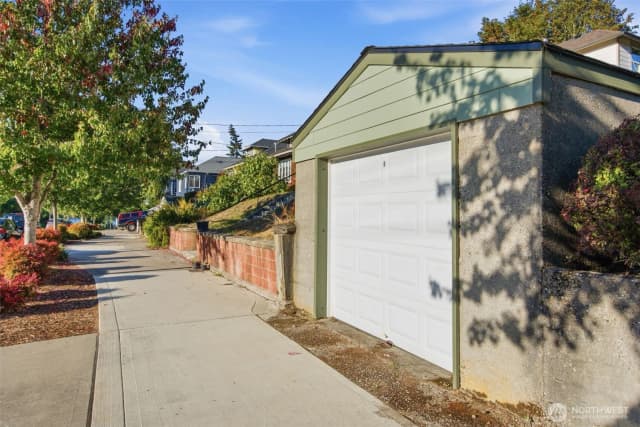 Property photo for 912 Pacific Avenue, Bremerton photo 3