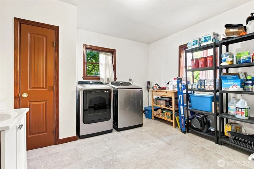 Property photo for 912 Pacific Avenue, Bremerton photo 14