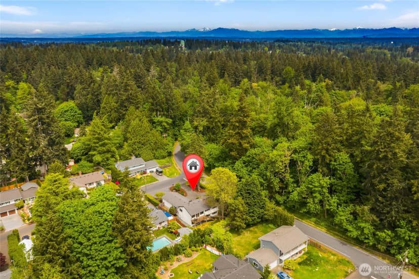 Property photo for 7047 Ne 138th Street, Kirkland photo 39