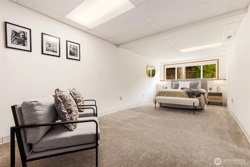 Property photo for 7047 Ne 138th Street, Kirkland photo 25