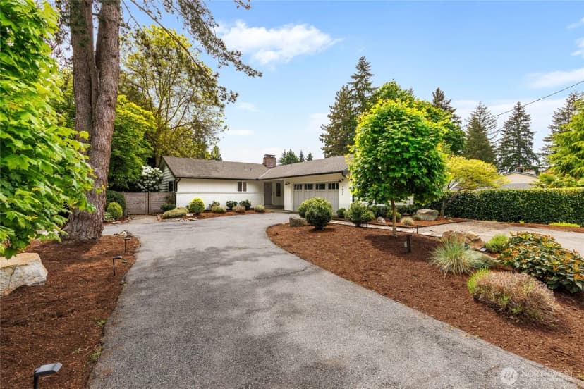 Property photo for 7047 Ne 138th Street, Kirkland photo 37