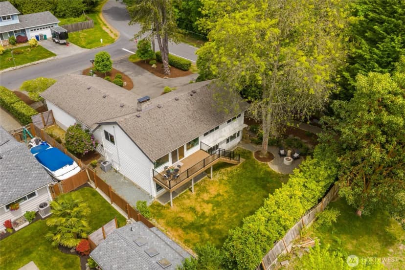 Property photo for 7047 Ne 138th Street, Kirkland photo 33