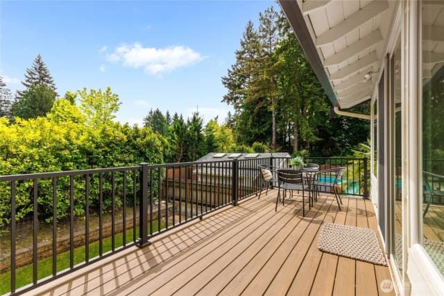 Property photo for 7047 Ne 138th Street, Kirkland photo 4