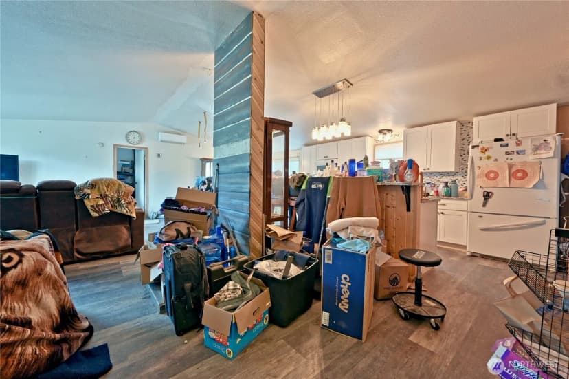 Property photo for 29708 7th Avenue E, Roy photo 21