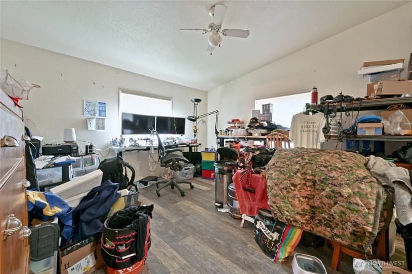 Property photo for 29708 7th Avenue E, Roy photo 32