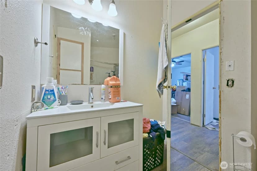 Property photo for 29708 7th Avenue E, Roy photo 29
