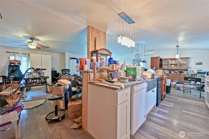Property photo for 29708 7th Avenue E, Roy photo 16