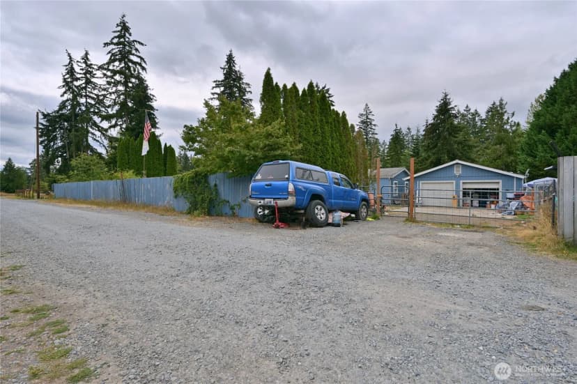 Property photo for 29708 7th Avenue E, Roy photo 13