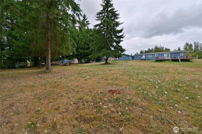 Property photo for 29708 7th Avenue E, Roy photo 8