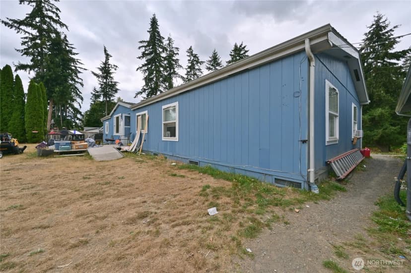 Property photo for 29708 7th Avenue E, Roy photo 5