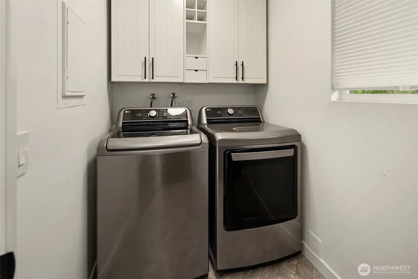 Property photo for 21105 80th Avenue W #104, Edmonds photo 11