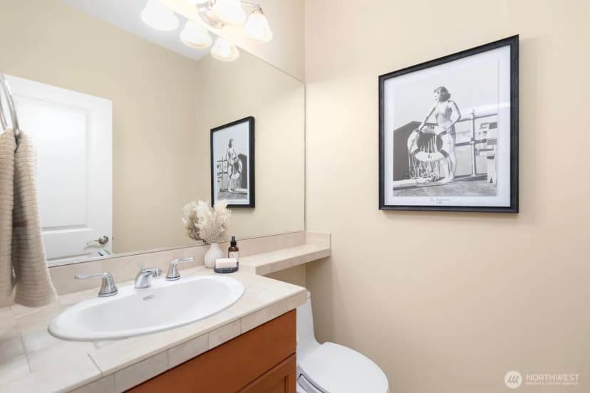 Property photo for 3900 Ne 4th Circle, Renton photo 12